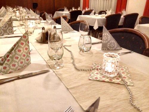 Étterem, Hotel Annahof in Lesni Hluboke