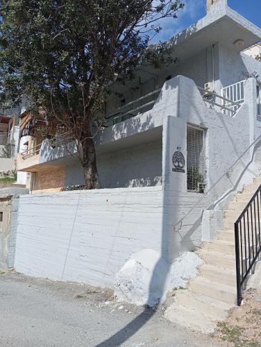 Carob Tree apartment, Tris Ekklisies in Asterousia