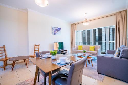 RH- Prime Location, Modern 01BR, Walk away from Dubai Mall & Burj Khalifa, Dubaj