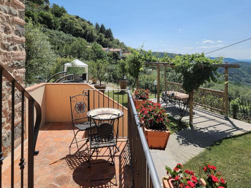 Dārzs, Il Casale di San Jacopo con Piscina Privata in Localita Goraiolo
