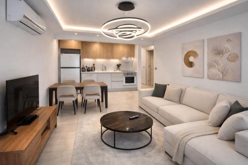 Modern Apartment with Jacuzzi & Pool in Mykonos Homes Resort, Northern Cyprus – khách sạn tại Esentepe