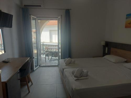 Karafelas rooms in Skiathos Island