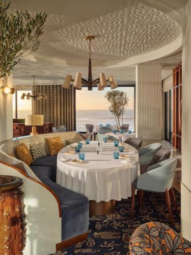 레스토랑, Villa Sahrai, a Member of Design Hotels in 신디바드
