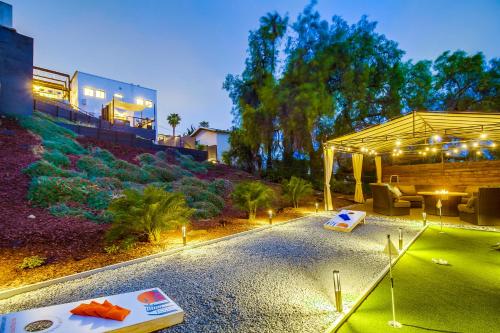 NEW! Great Escape 3 w/ Views, Hot Tub, Games, Safari Tent, Golf in San Diego, USA