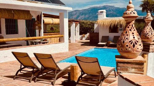 Casa Bambu Boutique Studios Andalusie with pool and Mountain Views - Málaga Casa Bambu Boutique Studios Andalusie with pool and Mountain Views - Málaga