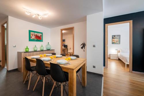 Barthe Holidays I Acogedor apartamento en Arinsal 4PAX a pie de pistas I Balcon con vistas y parking in Arinsal