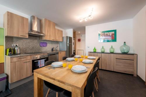 Barthe Holidays I Acogedor apartamento en Arinsal 4PAX a pie de pistas I Balcon con vistas y parking in Arinsal