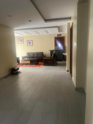 Atlas Hotel in Аруша