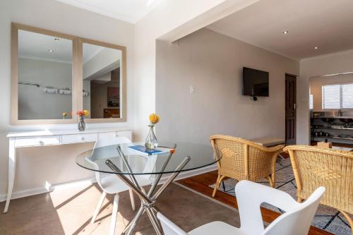 Camps Bay Village - Village Apartments