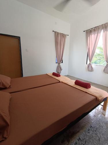 Tiny Ajil Roomstay in Ajil