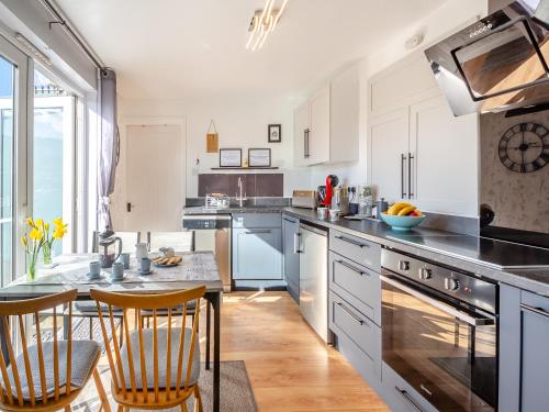 virtuve, Hyfrydle Cottage in Talysarn