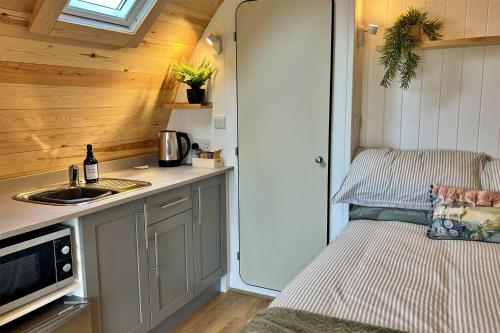 кухня, Finest Retreats - Howgill Pod in Кендел