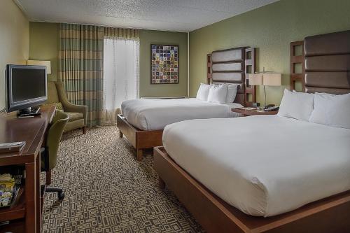 DoubleTree by Hilton Collinsville/St.Louis - image 19