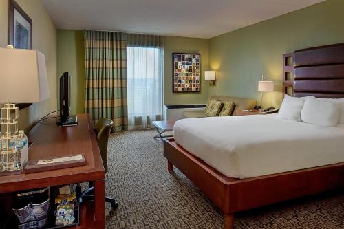 DoubleTree by Hilton Collinsville/St.Louis - image 30