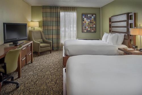 DoubleTree by Hilton Collinsville/St.Louis - image 20