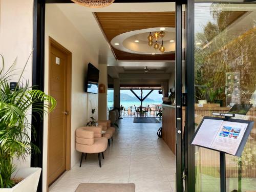 大堂, 南灘酒店 (South Beach Inn) in 達靈巖