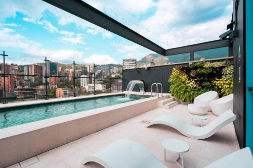 bazen, Calle Flora Hotel by Jalo in Medellín