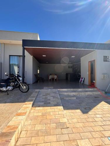 casa de frente a água (casa de frente a agua) in Itirapina
