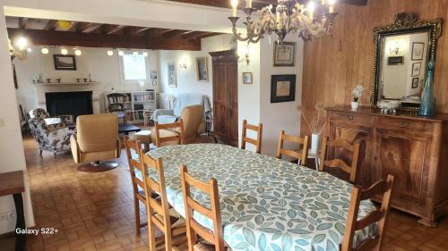 Spacious house with large garden in Valdivienne in Valdivienne