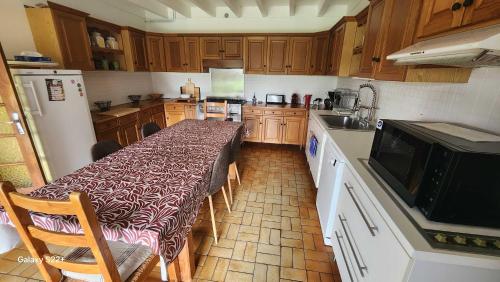 Spacious house with large garden in Valdivienne in Valdivienne