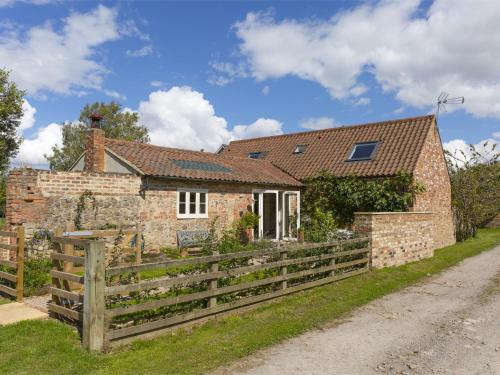 2 Bed in Marton le Moor G0062 gîte à louer Dishforth