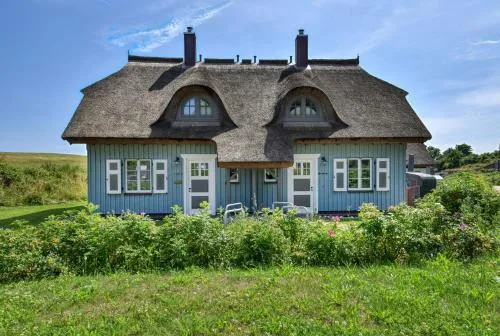 Ferienhaus Strandflieder 05 Feriendorf Klein Stresow Rügen by ruyastay in Putbus, Deutschland