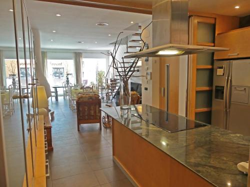 VILLA MON REPOS CON PISCINA Y A/A in Colera