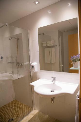 Apartamentos Aura Park Fira BCN - image 2