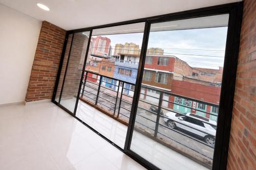 Apartamento Moderno Con Balcon - image 3