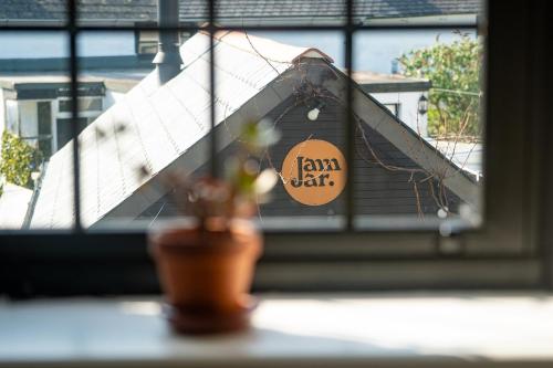 Cosy Nook at Jam Jar Kitchen - image 2