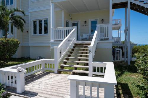 Condo w/Views, Beach, Htd Pool, Golf Cart in James Pt