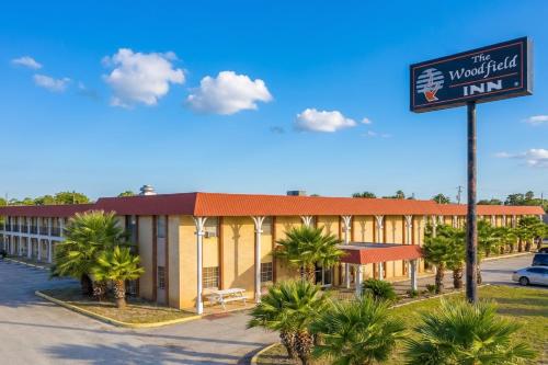 . Woodfield Inn & Suites Hotel O, Yoakum TX 111