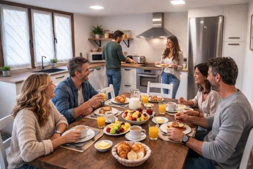 virtuve, VIVIENDA RURAL PEROTXENEA LANDETXEA - una casa rural con jardin y barbacoa ideal para grupos y famil in Doneztebe