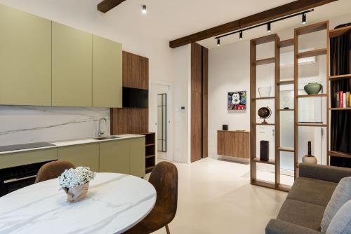 Зручності, B-Apartment Exclusive Stay Monza in Монца