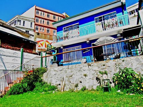 La Casa Azul Hostel Valparaiso