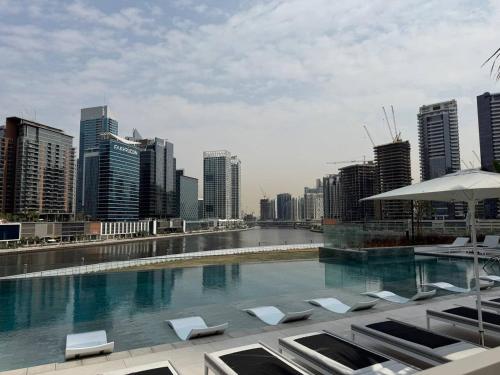 High Floor Burj Khalifa View Stylish Studio - image 5