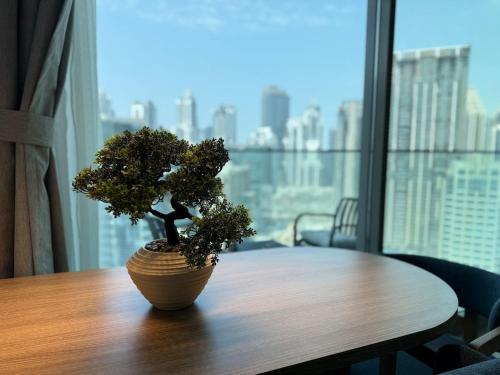 Burj Khalifa View Stylish Studio Fully Furnised - image 11