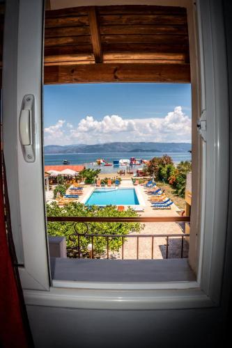 Sofia Beach Apartments 2