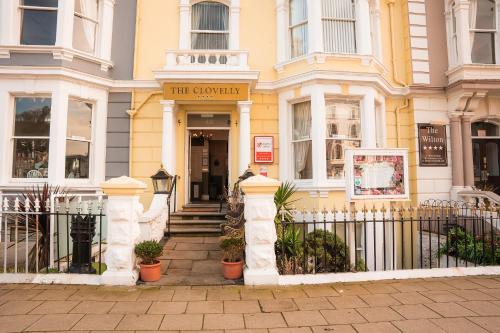 The Clovelly Hotel in 蘭迪德諾市中心