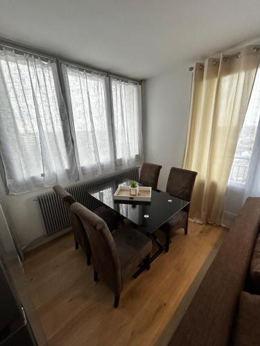 apartment with balcony in Faches-Thumesnil