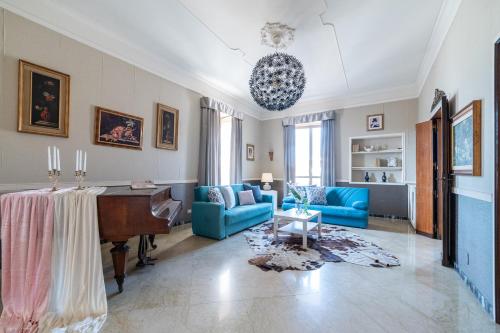 Etneolanscape Apartment by Harmony House