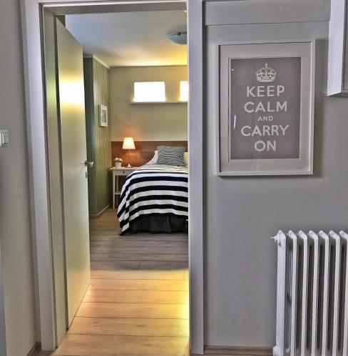 梭裡斯同公寓 (Thoristun Apartments) in 郊區