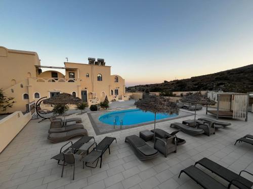 Leon Santorini – khách sạn tại Emporeio