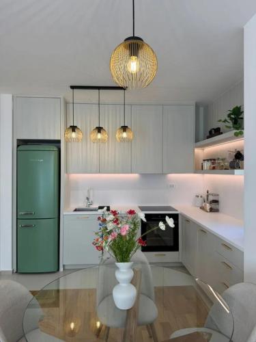 Central Point Apartment