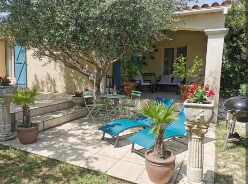 Villa 3 étoiles à l'Isle sur la sorgue avec jardin - 4 pers