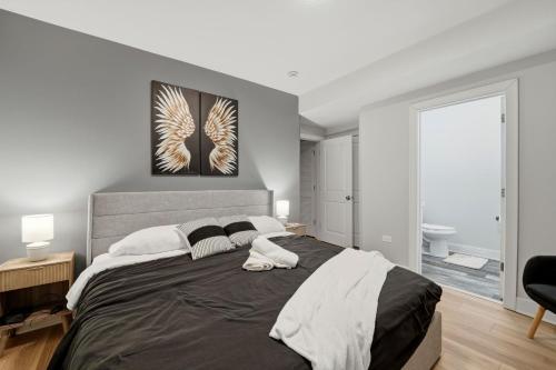 4BR 3BA Pilsen Retreat - 10 Min from Downtown in Lower West Side