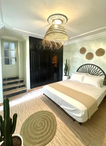villa sultana guesthouse – khách sạn tại Charaf