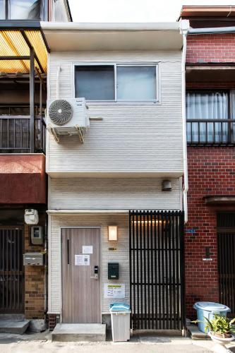 静和天下茶屋駅まで徒歩5分難波心斎橋道頓堀への直通アクセス, Osaka (foto 2)