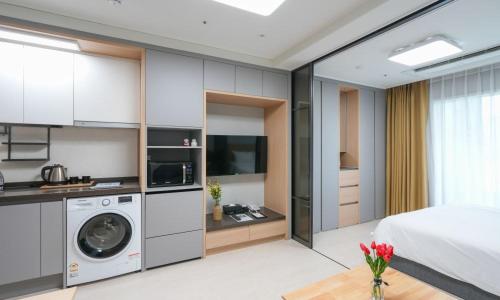 FIRSTCITY HOTEL YEOSU in Sijeon-dong