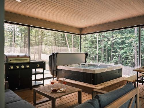 Chalet Nova - Well being and fullness in Chertsey (QC)